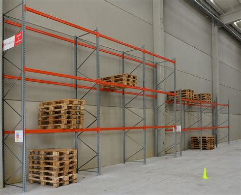 Warehouse Pallet Racking Layouts for Buildings with Wide Column Spacing