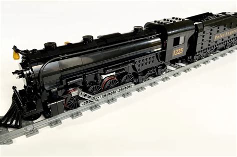 LEGO Ideas The Polar Express - 20th Anniversary Achieves 10,000 ...