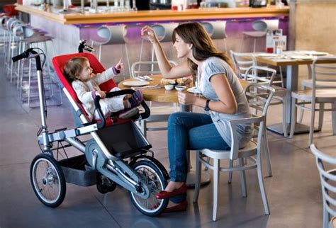 Convertible from a bicycle into stroller and viceversa, Taga Bike allows you