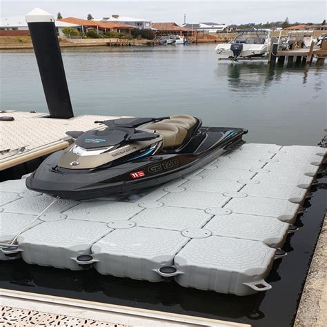 Boat Dock Setup Ever Floating Pontoons and Piers - China Jet Ski Dock ...