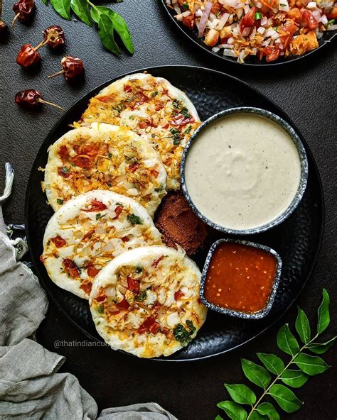 Uttapam with coconut chutney! Some days are just when you want to feed ...