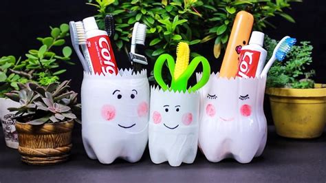 8 PLASTIC BOTTLES CRAFTS FOR KIDS | Bottle crafts, Plastic bottles ...