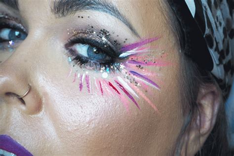 Glitter Face Makeup Tutorial | Gaestutorial