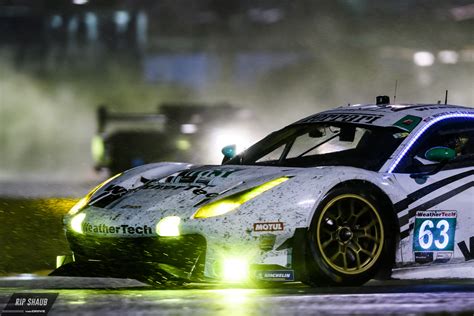 Track/Side: Super Gallery of the Rain-Soaked Rolex 24 at Daytona