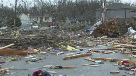 Tornado damage last night in Bowling Green, Kentucky | whas11.com