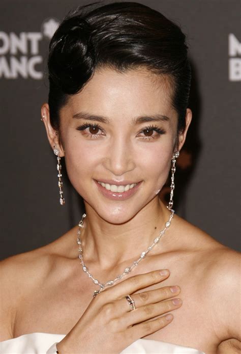 Ten Most Beautiful Chinese Actresses - ReelRundown