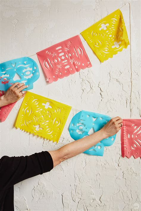 DIY papel picado: Make cut paper banners for Day of the Dead - Think.Make.Share.