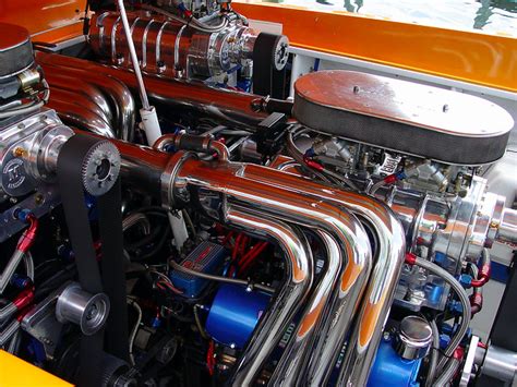 Favorite Powerboat Photos of Engines and Consoles: Work of Art ...