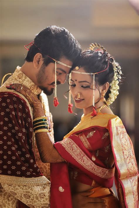 Indian Wedding Couple Poses Photos - jenniemarieweddings