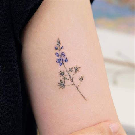 Top 61 Best Minimalist Flower Tattoo Ideas - [2021 Inspiration Guide]