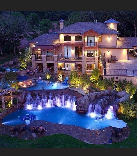 Pin on Beautiful Houses🏡 | Big houses exterior, Big houses with pools ...