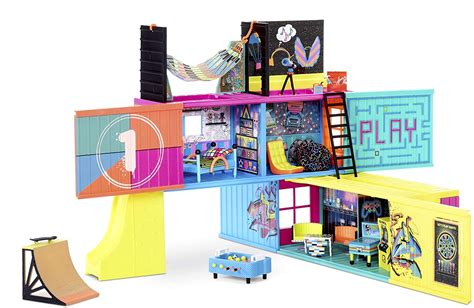 LOL Surprise Clubhouse Playset with 2 exclusive tots 2020 - YouLoveIt.com