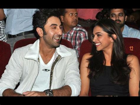 Deepika Padukone | Gifting | Ranbir Kapoor | Birthday - Filmibeat