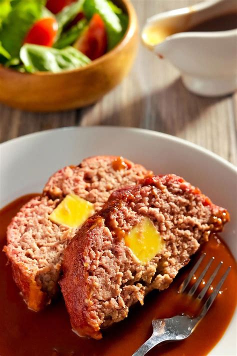 Old School 'Lipton Onion Soup' Meatloaf | Meatloaf, Recipes, Onion soup ...