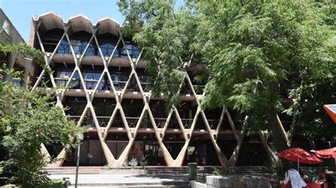 Un edificio de la Universidad de Mendoza es Monumento Histórico ...