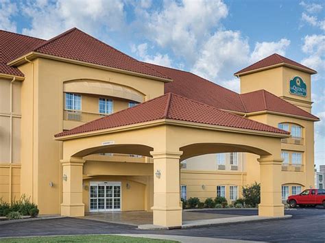 La Quinta Inn & Suites Bowling Green $81 ($̶8̶9̶) - UPDATED 2018 Prices & Hotel Reviews - KY ...