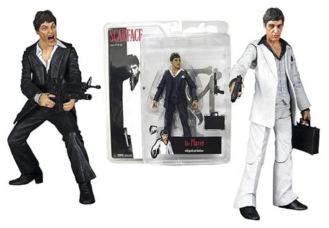 Scarface Realistic-Style Action Figure Case - Mezco Toyz - Scarface ...