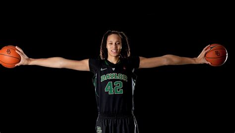 Brittney Griner College - Brittney Griner Injury What Freak Accident ...