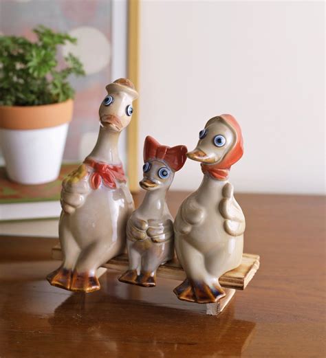 Ceramic Duck Decor Set Of Three at Rs 2100/set | Ceramic Showpiece in ...