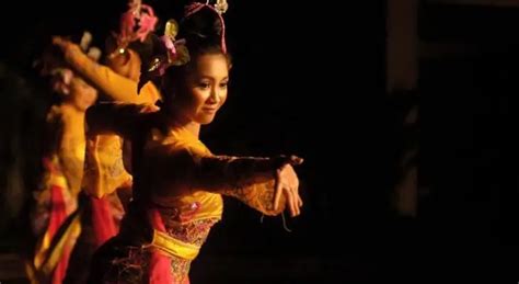 History and Origin of Jaipong Dance