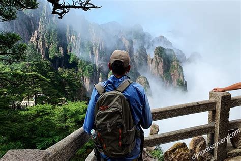 Yellow Mountain (Mt. Huangshan): Tour, Map, Travel Tips