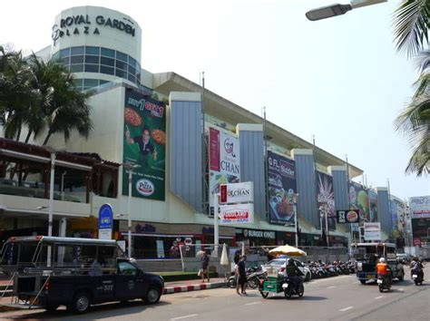 Beach Road, Pattaya, Thailand | Pattaya Unlimited