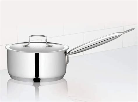 10 Best Saucepan in India 2022 - Reviews & Buying Guide