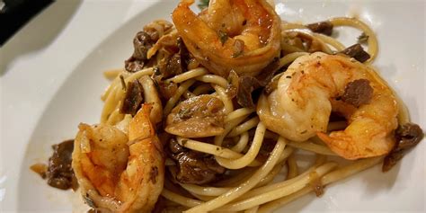 Slim Man Cooks Shrimp with Marsala and Porcini Sauce | Slim Man Cooks