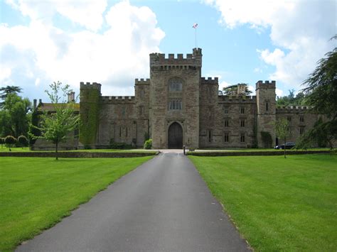 Hampton Court Castle History | Herefordshire Past