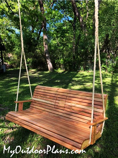 DIY Swing Bench with Center Console | MyOutdoorPlans | Free Woodworking ...