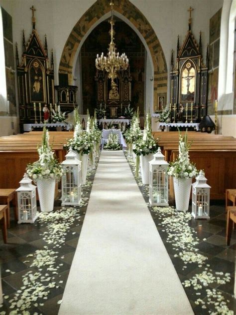 Wedding Chapel Decorations, Wedding Ceremony Ideas, Church Altar ...