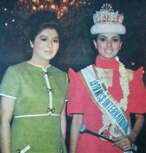 Imelda Marcos with aurora pijuan | Imelda marcos, Ferdinand, Sandro