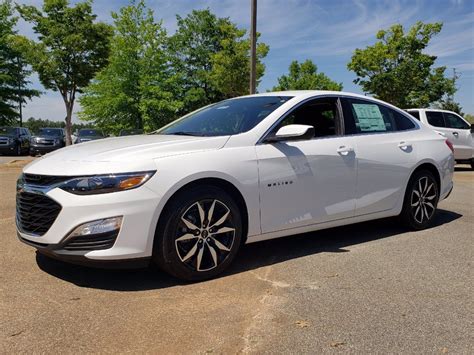 New 2020 Chevrolet Malibu RS FWD 4dr Car