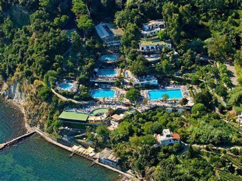 Ischia one day relax in the thermal park activity from Naples - Ischia.info