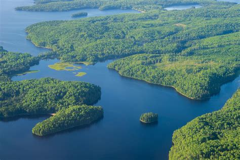 1 of 250,000 lakes in Ontario, Dog lake, Ontario, Canada (6400x4000)(OC ...