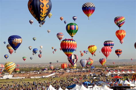 Largest Balloon Festival Takes Over New Mexico - Landings and Takeoffs