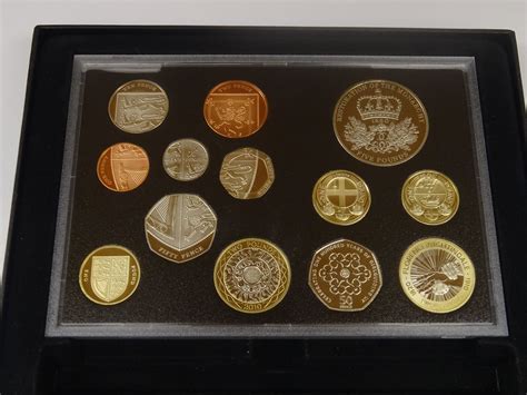 Six Royal Mint United Kingdom proof coin sets 2000, 2005, 2006, 2007 ...