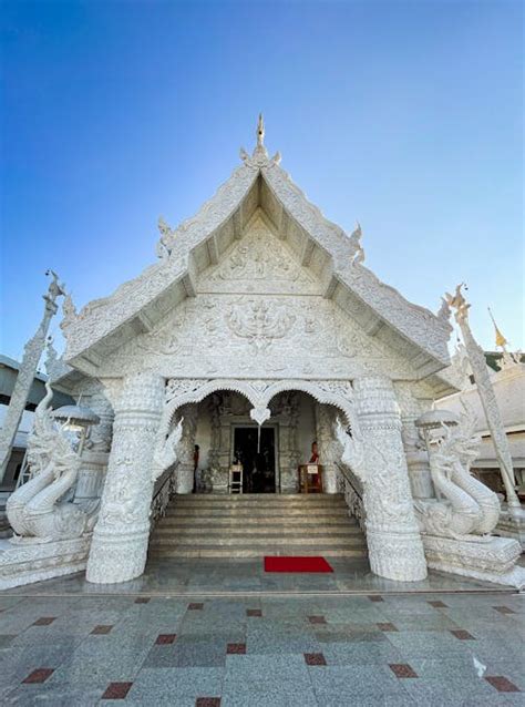 White Temple Photos, Download The BEST Free White Temple Stock Photos ...