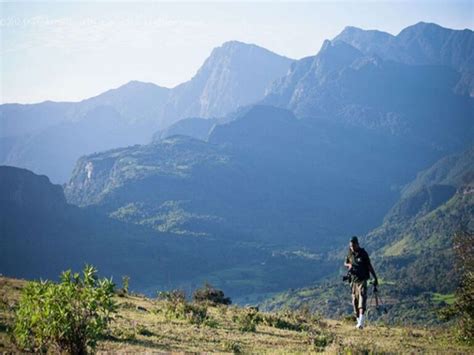 Knuckles Mountain Range in Sri Lanka | Hiking and Trekking in Knuckles