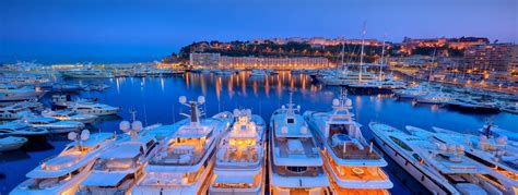 📷 Saint Tropez by night | Agence de voyage, Vacances, Ibiza