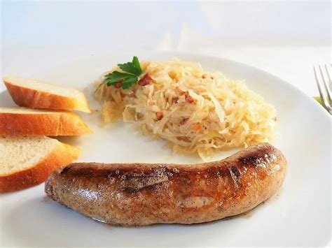 Schmand Sauerkraut Mit Bratwurst - Rezepte Suchen