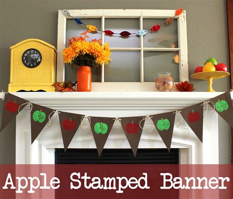 Kids Craft: Apple Stamped Banner