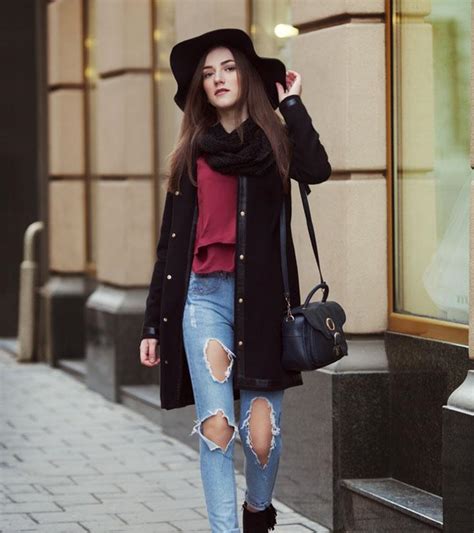 10 Outfits That Nail The Hipster Look In 2023