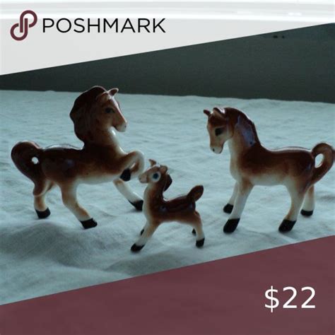 Horse figurines, Miniatures 3 miniature horse figurines. Vintage. | Miniature horse, Horse ...