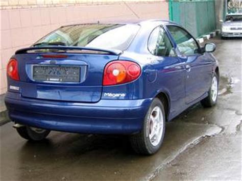 2000 Renault Megane specs