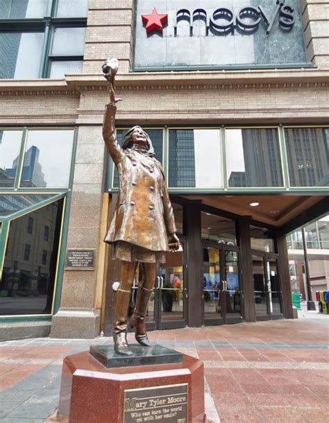 Quirky Attraction: The Mary Tyler Moore Statue in Downtown Minneapolis ...