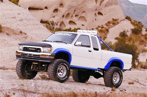 1995 Toyota Tacoma - Information and photos - MOMENTcar