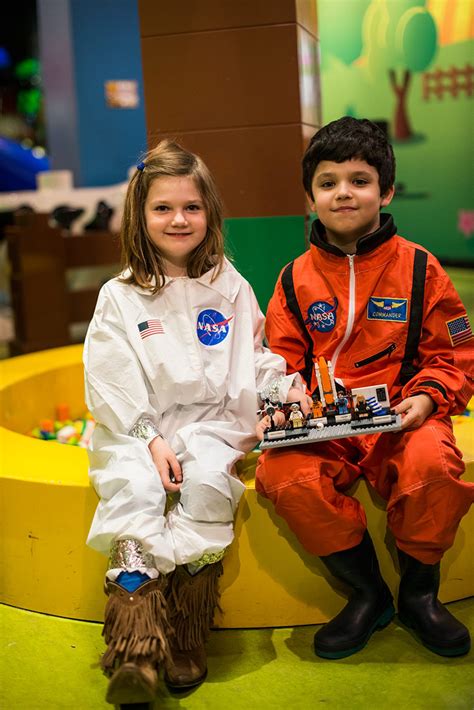 Women Of NASA Meet Their LEGO Selves - BricksFanz