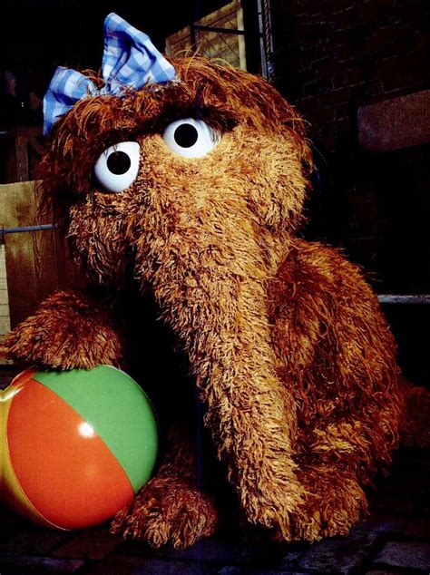 Alice Snuffleupagus - Sesame Street : r/nostalgia