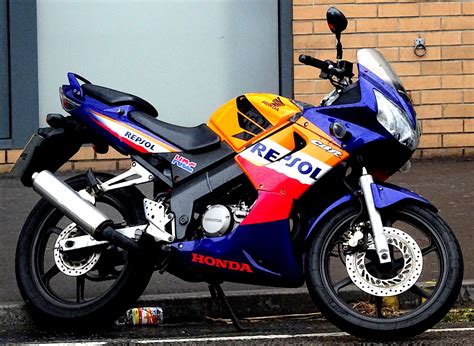 Honda Motorcycle Free Stock Photo - Public Domain Pictures